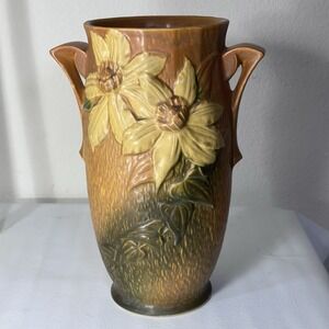 Original Roseville Art PotteryClematis Pattern c 1944 Large Handled Vase 112-12